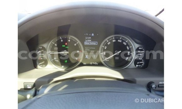 Acheter Import Voiture Toyota Land Cruiser Noir à Import - Dubai, Benin Acheter Import Voiture Toyota Land Cruiser Noir à Import - Dubai, Benin