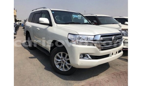 Buy Import Toyota Land Cruiser White Car in Import - Dubai in Benign Buy Import Toyota Land Cruiser White Car in Import - Dubai in Benign