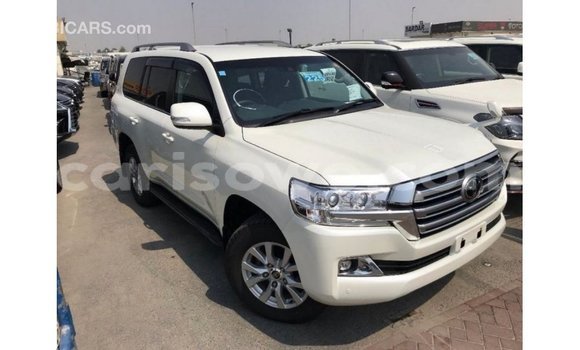 Buy Import Toyota Land Cruiser White Car in Import - Dubai in Benign Buy Import Toyota Land Cruiser White Car in Import - Dubai in Benign