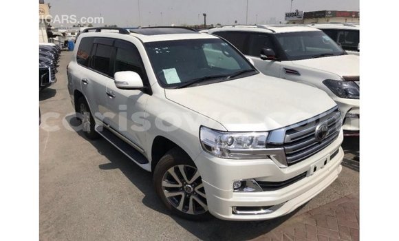 Buy Import Toyota Land Cruiser White Car in Import - Dubai in Benign Buy Import Toyota Land Cruiser White Car in Import - Dubai in Benign