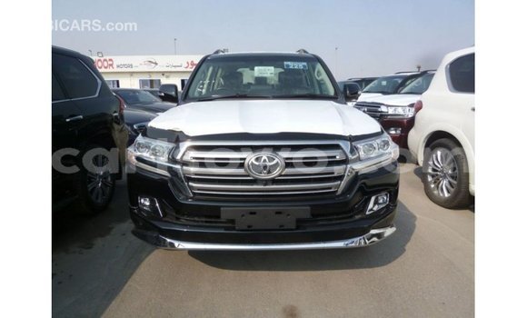 Sayi Imported Toyota Land Cruiser Black Mota in Import - Dubai a Benin Sayi Imported Toyota Land Cruiser Black Mota in Import - Dubai a Benin