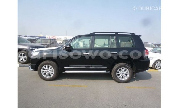 Sayi Imported Toyota Land Cruiser Black Mota in Import - Dubai a Benin Sayi Imported Toyota Land Cruiser Black Mota in Import - Dubai a Benin