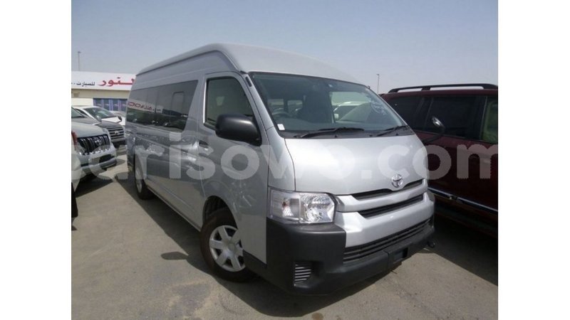 Big with watermark toyota hiace benign import dubai 7482