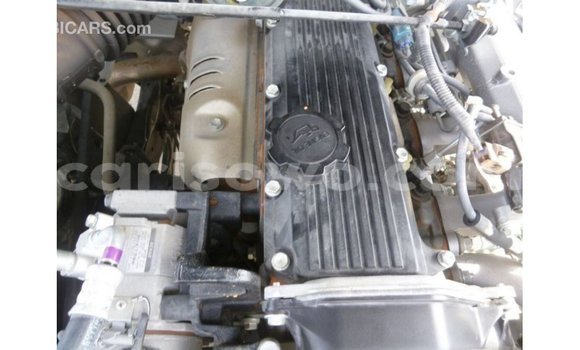 Sayi Imported Toyota Land Cruiser White Mota in Import - Dubai a Benin Sayi Imported Toyota Land Cruiser White Mota in Import - Dubai a Benin