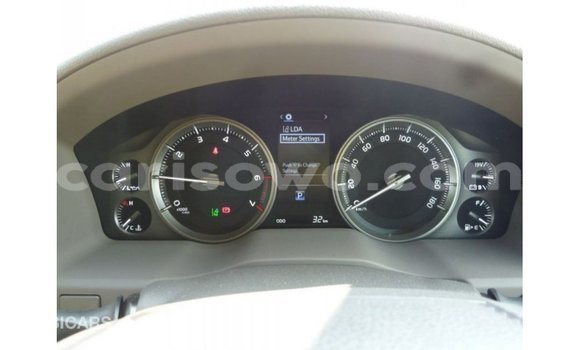 Acheter Import Voiture Toyota Land Cruiser Noir à Import - Dubai, Benin Acheter Import Voiture Toyota Land Cruiser Noir à Import - Dubai, Benin