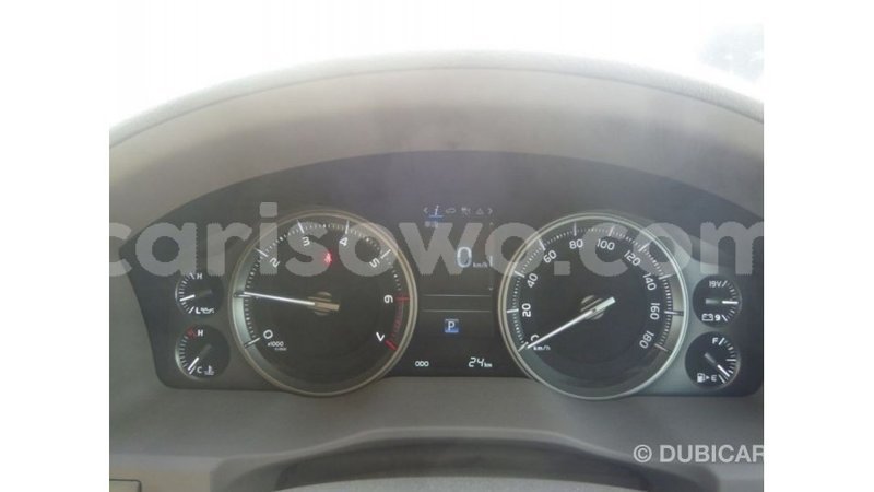 Big with watermark toyota land cruiser benign import dubai 7488