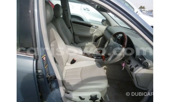 Ra Imported Mercedes-Benz 190 Blue Ọkọ̀ in Import - Dubai ni Benin Ra Imported Mercedes-Benz 190 Blue Ọkọ̀ in Import - Dubai ni Benin