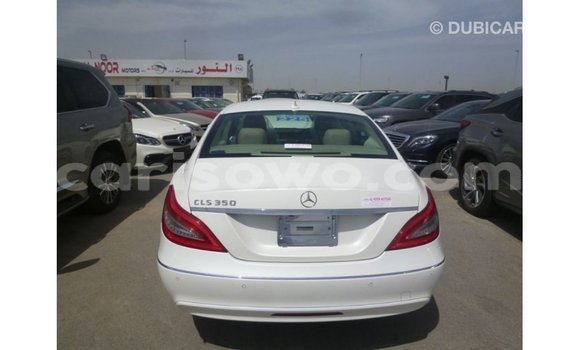 Buy Import Mercedes-Benz 190 White Car in Import - Dubai in Benign Buy Import Mercedes-Benz 190 White Car in Import - Dubai in Benign