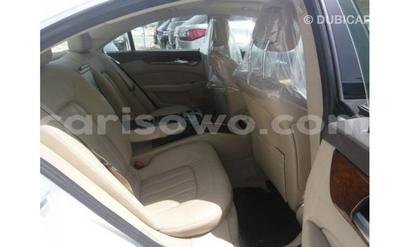 Buy Import Mercedes-Benz 190 White Car in Import - Dubai in Benign Buy Import Mercedes-Benz 190 White Car in Import - Dubai in Benign