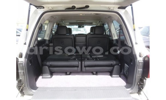 Buy Import Toyota Land Cruiser White Car in Import - Dubai in Benign Buy Import Toyota Land Cruiser White Car in Import - Dubai in Benign