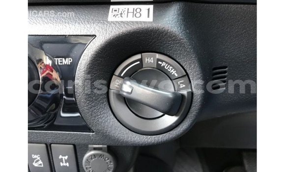 Acheter Import Voiture Toyota Hilux Autre à Import - Dubai, Benin Acheter Import Voiture Toyota Hilux Autre à Import - Dubai, Benin