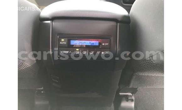 Ra Imported Toyota Prado funfun Ọkọ̀ in Import - Dubai ni Benin Ra Imported Toyota Prado funfun Ọkọ̀ in Import - Dubai ni Benin