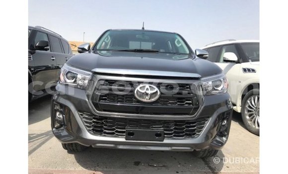 Sayi Imported Toyota Hilux Black Mota in Import - Dubai a Benin Sayi Imported Toyota Hilux Black Mota in Import - Dubai a Benin