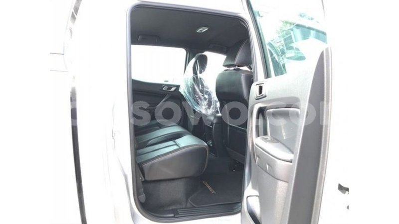 Big with watermark ford ranger benign import dubai 7513