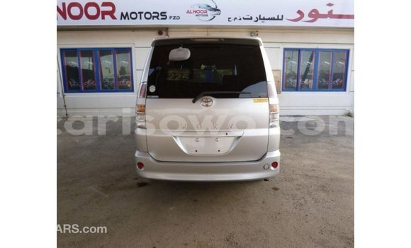 Ra Imported Toyota Voxy Miiran Ọkọ̀ in Import - Dubai ni Benin Ra Imported Toyota Voxy Miiran Ọkọ̀ in Import - Dubai ni Benin