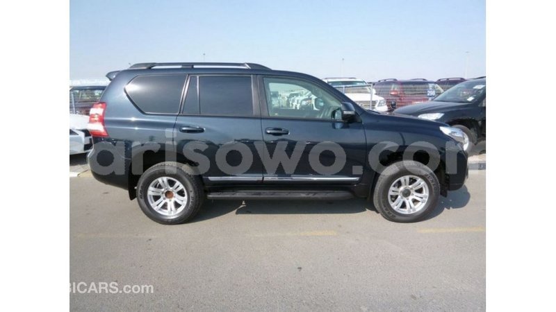 Big with watermark toyota prado benign import dubai 7522