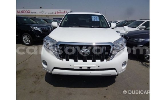 Acheter Import Voiture Toyota Prado Blanc à Import - Dubai, Benin Acheter Import Voiture Toyota Prado Blanc à Import - Dubai, Benin