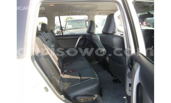 Sayi Imported Toyota Prado White Mota in Import - Dubai a Benin Sayi Imported Toyota Prado White Mota in Import - Dubai a Benin