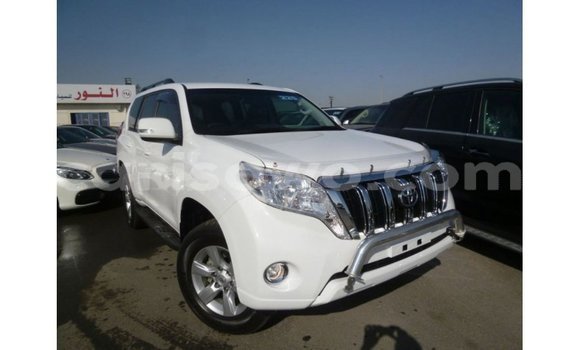 Sayi Imported Toyota Prado White Mota in Import - Dubai a Benin Sayi Imported Toyota Prado White Mota in Import - Dubai a Benin