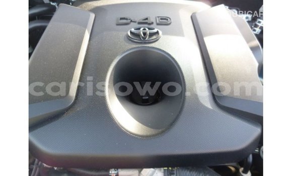 Sayi Imported Toyota Prado White Mota in Import - Dubai a Benin Sayi Imported Toyota Prado White Mota in Import - Dubai a Benin