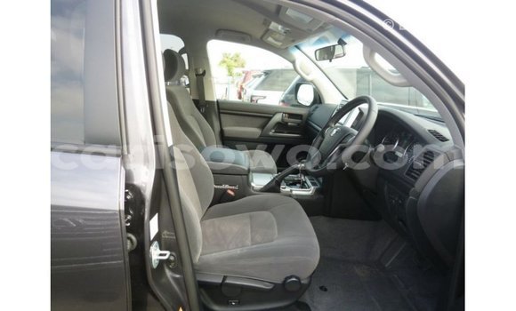 Acheter Import Voiture Toyota Land Cruiser Autre à Import - Dubai, Benin Acheter Import Voiture Toyota Land Cruiser Autre à Import - Dubai, Benin