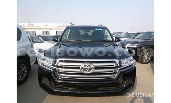 Acheter Import Voiture Toyota Land Cruiser Noir à Import - Dubai, Benin Acheter Import Voiture Toyota Land Cruiser Noir à Import - Dubai, Benin