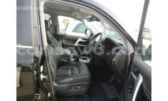 Sayi Imported Toyota Land Cruiser Black Mota in Import - Dubai a Benin Sayi Imported Toyota Land Cruiser Black Mota in Import - Dubai a Benin