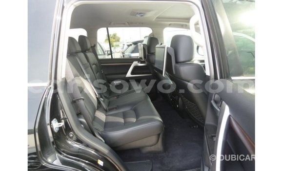 Sayi Imported Toyota Land Cruiser Black Mota in Import - Dubai a Benin Sayi Imported Toyota Land Cruiser Black Mota in Import - Dubai a Benin