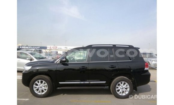 Sayi Imported Toyota Land Cruiser Black Mota in Import - Dubai a Benin Sayi Imported Toyota Land Cruiser Black Mota in Import - Dubai a Benin