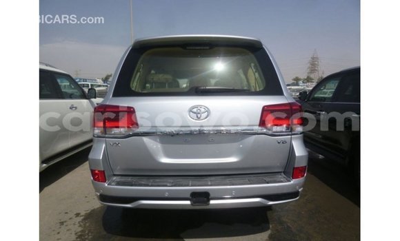 Buy Import Toyota Land Cruiser Other Car in Import - Dubai in Benign Buy Import Toyota Land Cruiser Other Car in Import - Dubai in Benign