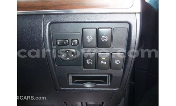 Buy Import Toyota Land Cruiser Other Car in Import - Dubai in Benign Buy Import Toyota Land Cruiser Other Car in Import - Dubai in Benign