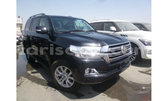 Acheter Import Voiture Toyota Land Cruiser Noir à Import - Dubai, Benin Acheter Import Voiture Toyota Land Cruiser Noir à Import - Dubai, Benin