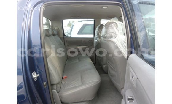 Sayi Imported Toyota Hilux Blue Mota in Import - Dubai a Benin Sayi Imported Toyota Hilux Blue Mota in Import - Dubai a Benin