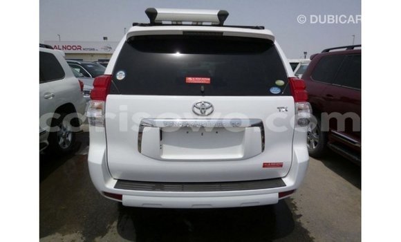 Sayi Imported Toyota Prado White Mota in Import - Dubai a Benin Sayi Imported Toyota Prado White Mota in Import - Dubai a Benin