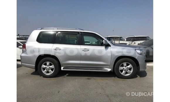Buy Import Toyota Land Cruiser Other Car in Import - Dubai in Benign Buy Import Toyota Land Cruiser Other Car in Import - Dubai in Benign