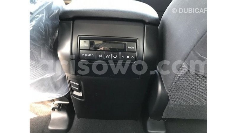 Big with watermark toyota prado benign import dubai 7586