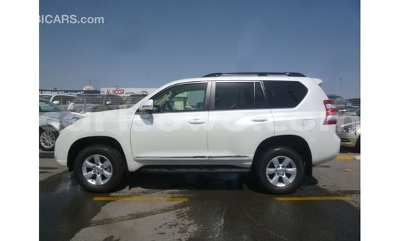 Sayi Imported Toyota Prado White Mota in Import - Dubai a Benin Sayi Imported Toyota Prado White Mota in Import - Dubai a Benin