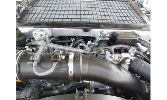 Buy Import Toyota Land Cruiser White Car in Import - Dubai in Benign Buy Import Toyota Land Cruiser White Car in Import - Dubai in Benign