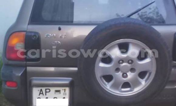Acheter Occasion Voiture Toyota RAV4 Autre à Savalou, Benin Acheter Occasion Voiture Toyota RAV4 Autre à Savalou, Benin