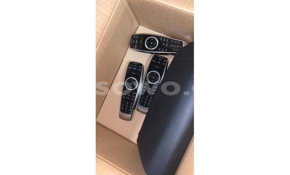 Acheter Import Voiture Mercedes-Benz 190 Noir à Import - Dubai, Benin Acheter Import Voiture Mercedes-Benz 190 Noir à Import - Dubai, Benin