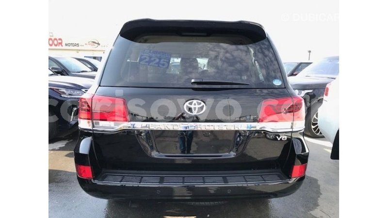 Big with watermark toyota land cruiser benign import dubai 7608