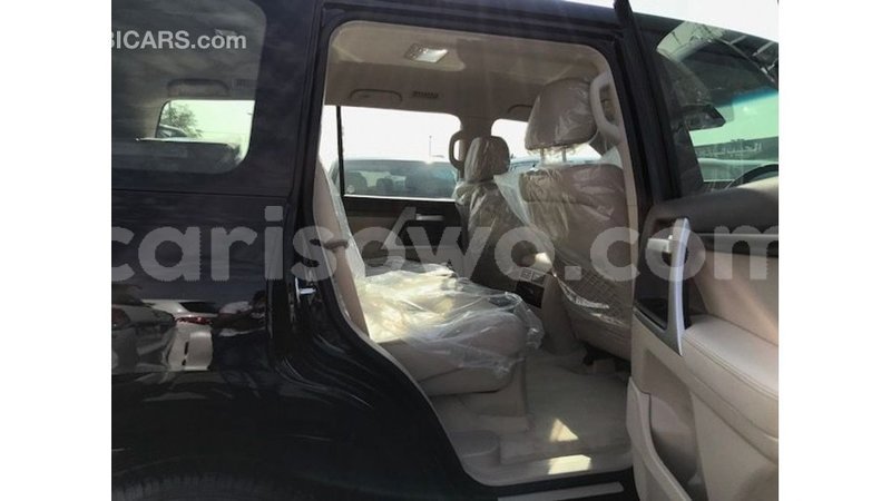 Big with watermark toyota land cruiser benign import dubai 7608