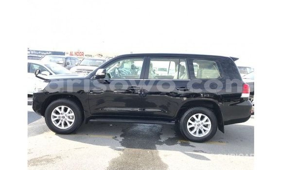 Sayi Imported Toyota Land Cruiser Black Mota in Import - Dubai a Benin Sayi Imported Toyota Land Cruiser Black Mota in Import - Dubai a Benin