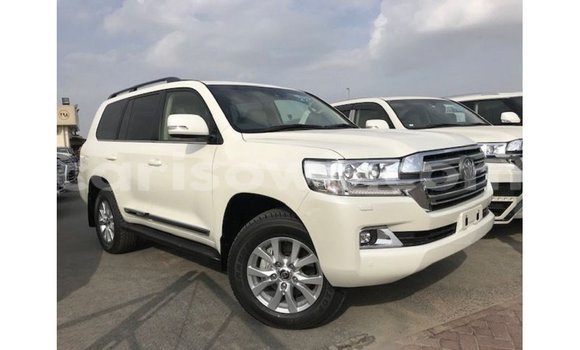 Buy Import Toyota Land Cruiser White Car in Import - Dubai in Benign Buy Import Toyota Land Cruiser White Car in Import - Dubai in Benign