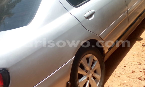 Acheter Neuf Voiture Nissan Primera Gris à Savalou, Benin Acheter Neuf Voiture Nissan Primera Gris à Savalou, Benin
