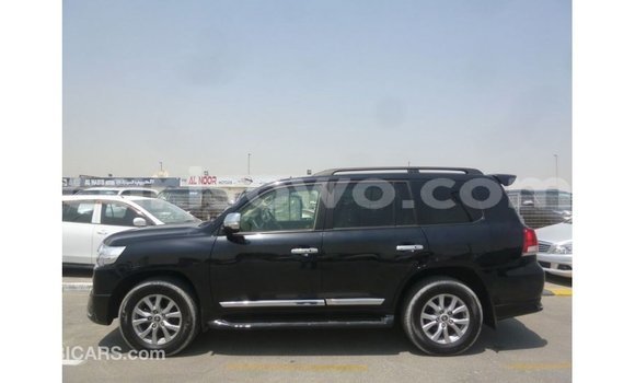 Sayi Imported Toyota Land Cruiser Black Mota in Import - Dubai a Benin Sayi Imported Toyota Land Cruiser Black Mota in Import - Dubai a Benin