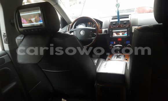 Sayi Na hannu Volkswagen Touareg Black Mota in Kandi a Benin Sayi Na hannu Volkswagen Touareg Black Mota in Kandi a Benin