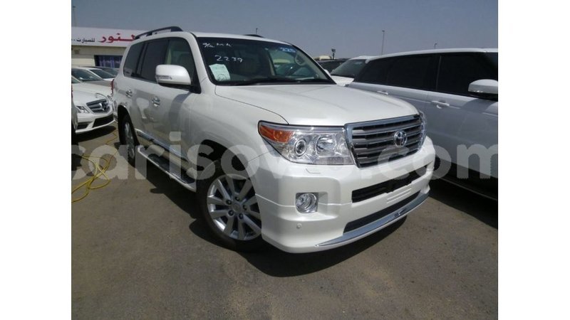 Big with watermark toyota land cruiser benin import dubai 7629
