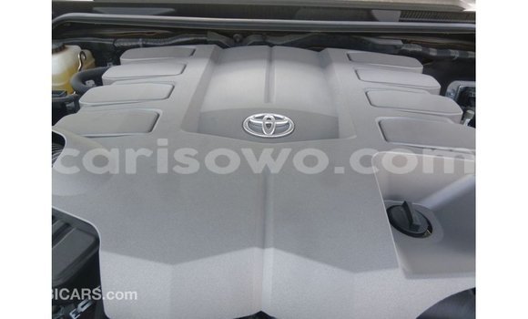 Sayi Imported Toyota Land Cruiser Black Mota in Import - Dubai a Benin Sayi Imported Toyota Land Cruiser Black Mota in Import - Dubai a Benin
