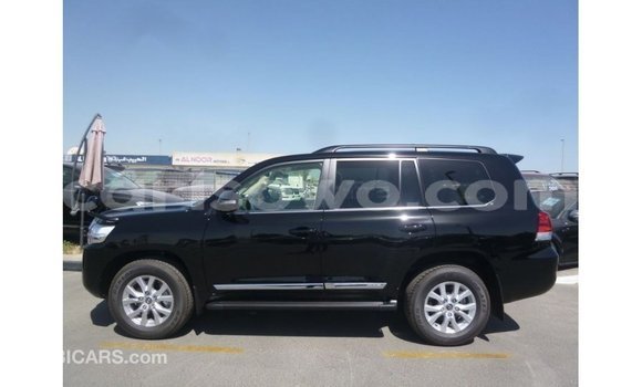 Sayi Imported Toyota Land Cruiser Black Mota in Import - Dubai a Benin Sayi Imported Toyota Land Cruiser Black Mota in Import - Dubai a Benin